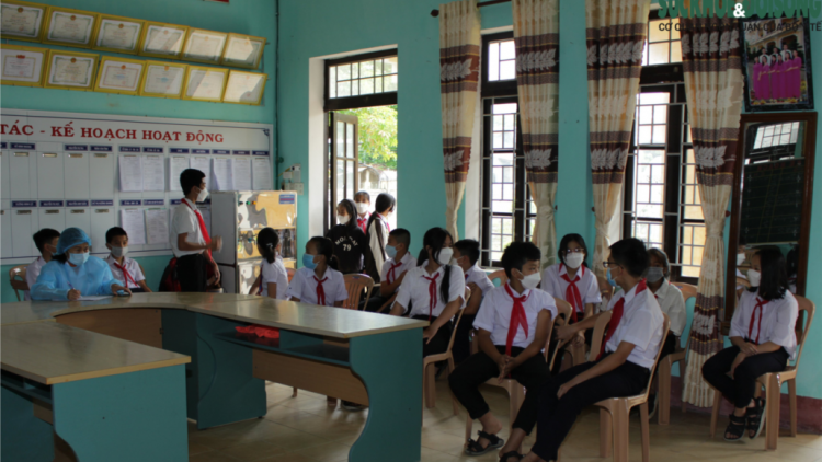 Thừa Thiên Huế: Tiêm vaccine đoọng ha p’niên tơợ 11 tước 12 c’moo