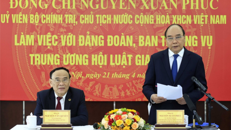 Chủ tịch nước ta đang moon: Hội Luật gia Việt Nam ơy chroi đoọng crêê cơnh ooy xa nay bh’rợ bhrợ pa dưr lâng zư lêy k’tiêc k’ruung