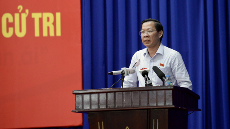 Chủ tịch nước Nguyễn Xuân Phúc lưm prá lâng cử tri chr’hoong Củ Chi lâng Hóc Môn