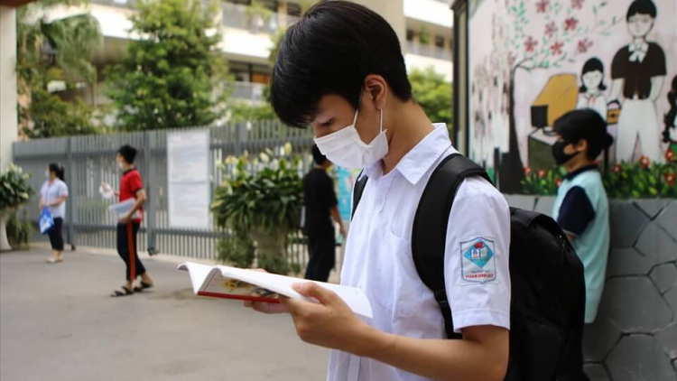 Thí sinh bh’dzang moot t’ngay thi x’ría