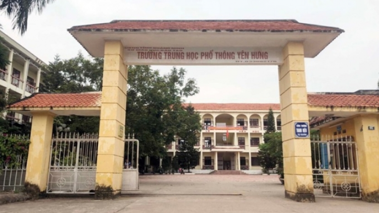 Quảng Ninh: Ộm hót điện tử, bấc học sinh mọt ooy bệnh viện