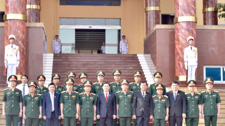 Chủ tịch Quốc hội pâh khai giảng Học viện Quốc phòng