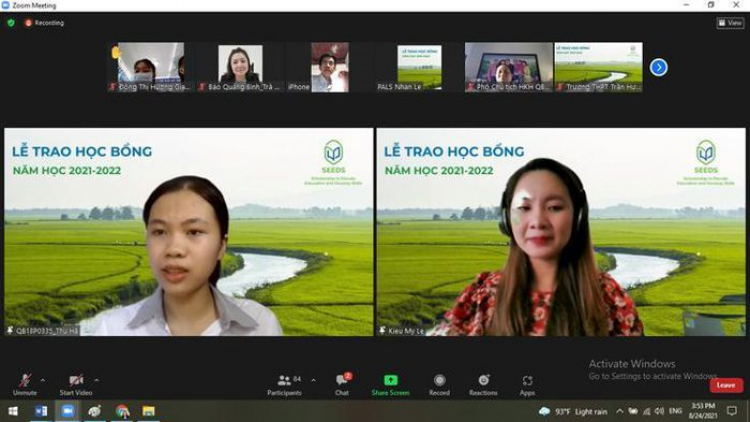 Quảng Bình: Học sinh lưm tr’mung zr’nắh k’đhạp bơơn zooi đoọng học bổng