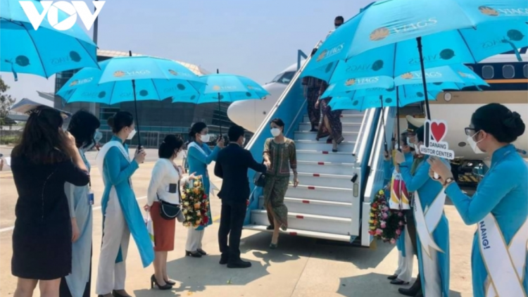 Đà Nẵng đương hơnh déh lấh 300 ta mooi đắh k’tiếc k’ruung lơơng chô pấh chi ớh xang 2 c’moo pa đhêy tu pr’lúh cr’ay