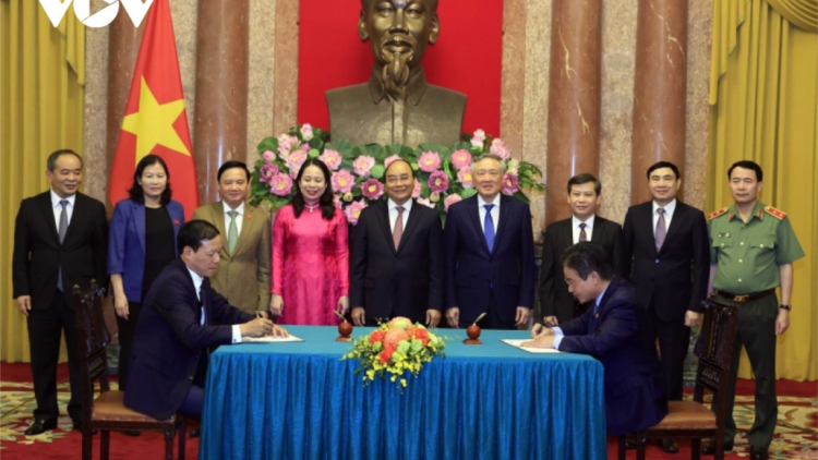 T’bhlâng k’rong bhrợ đh’rưah bhlưa Văn phòng Chủ tịch nước lâng Viện Kiểm sát nhân dân tối cao lâng Toà án nhân dân tối cao