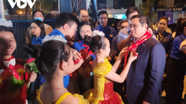 Thủ tướng pâh bhiệc bhan c’xêê k’đươi bhrợ têng tu p’niên k’tứi lâng tơợp hân noo cha noọng 2022