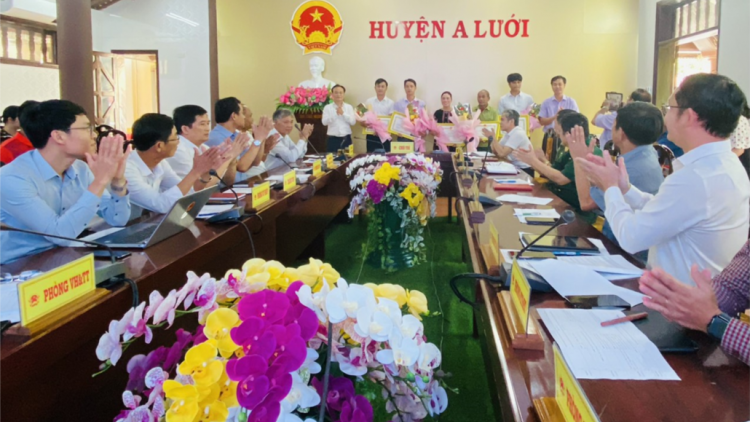 Chr’hoong A Lưới-Thừa Thiên Huế hơnh deh vận động viên bơơn bh’nơơn dal coh SEA Games 31