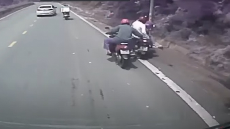 Chủ tịch nước pa gơi thư hơnh deh đha đhâm trông xe máy bil phanh coh Tam Đảo, Vĩnh Phúc