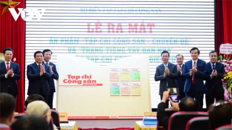 Thường trực Ban Bí thư Võ Văn Thưởng pấh bhiệc p’cắh ấn phẩm “Tạp chí Cộng sản-Chuyên đề” lâng bhrợ pa dưr “Trang tiếng Tây Ban Nha”