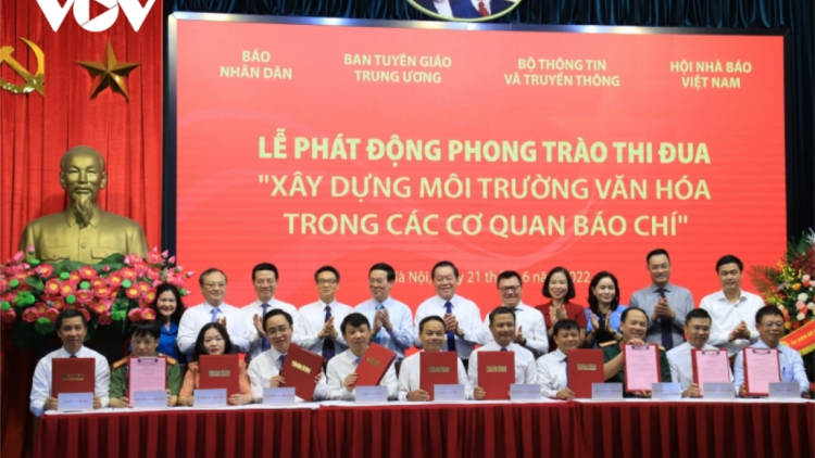 Bhiệc bhan k’đươi bhrợ têng thi đua “Bhrợ pa dưr môi trường văn hoá coh apêê cơ quan báo chí”