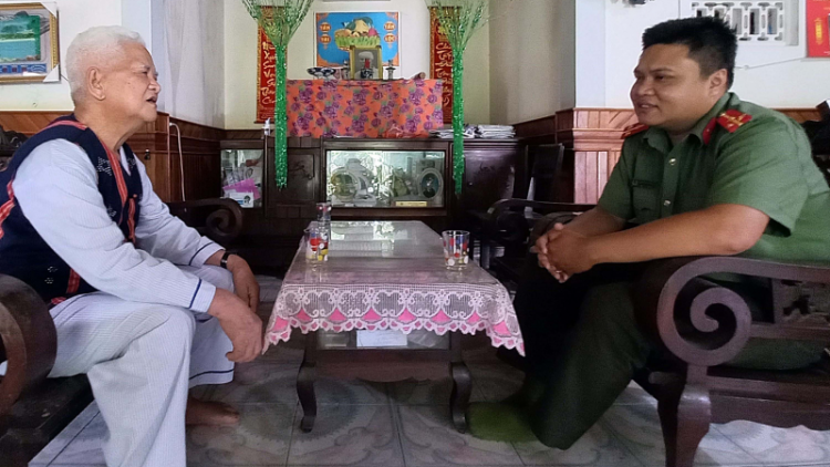 Chr’hoong Nam Giang, tỉnh Quảng Nam: Pa dưr bh’rợ t’coóh vel, manứih vêy c’rơ g’lêếh cóh k’coong ch’ngai k’noong k’tiếc