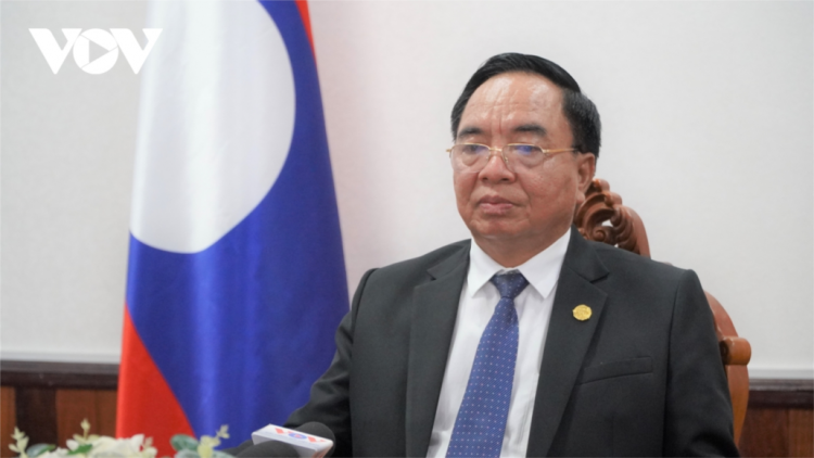 Đh’rưah bhrợ bh’rợ giáo dục, đào tạo c’bhuh ma nưih năc t’đui đoọng tr’nơơp coh bh’rợ ăt bhrợ dh’rưah Việt Nam – Lào