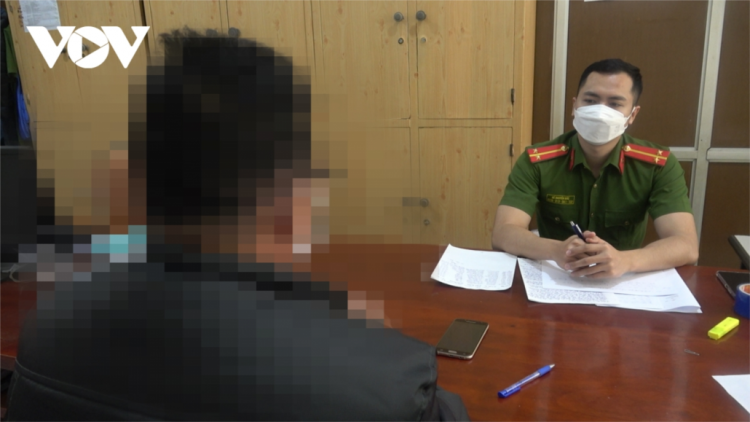 Bil 1,5 tỉ đồng bêl xơợng điện thoại chrih