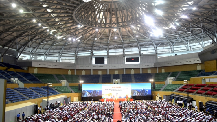 Đà Nẵng: Vel đong tr’nơơp bhrợ têng bh’rợ prá xay chuyên đề đoỌng ha lâh 1.200 apêê Bí thư Chi bộ coh zr’lụ đhanuôr ăt mamông