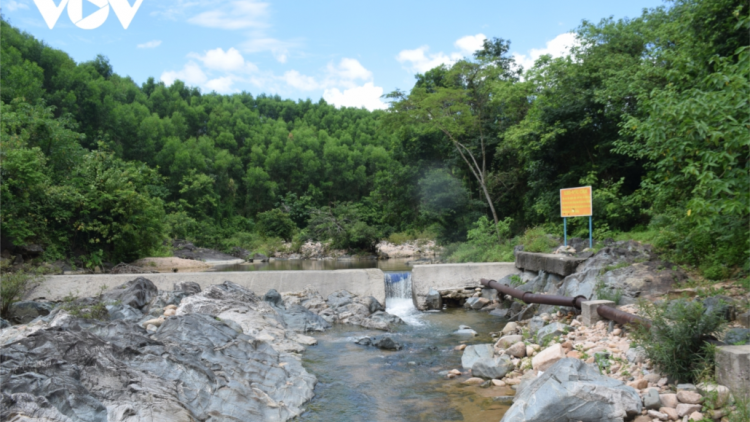 Bấc xa nay bh’rợ đác đươi dua cóh k’coong ch’ngai Bình Định ma hư zớch