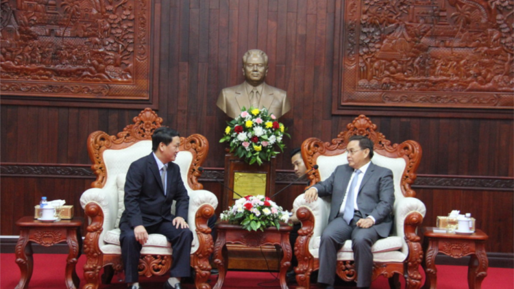 Bh’rợ tr’nêng mặt trận chô đơơng bâc râu liêm choom la lua ta nih đoọng ha xa nay bh’rợ zr’ziêng Việt Nam- Lào