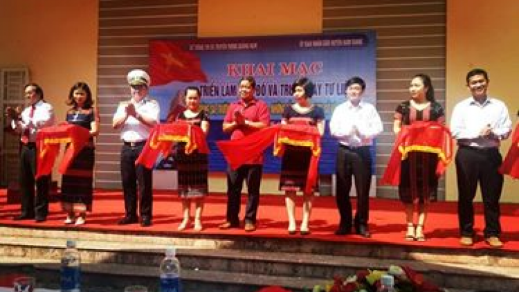 Tợơ bhrợ triển lãm Hoàng Sa, Trường Sa