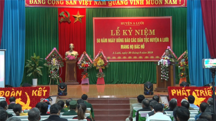 A Lưới haanh déh 50 c’moo t’ngay pazêng acoon cóh chr’hoong A Lưới đươi tô Ava Hồ, 50 c’moo xay bhrợ cơnh Di chúc âng Chủ tịch Hồ Chí Minh (1969- 2019)