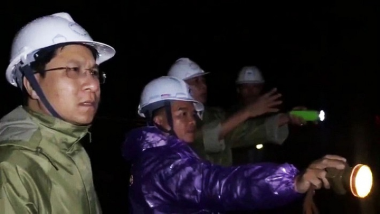 Quảng Ngãi: Hr’cấh ha voóh thuỷ điện, mưy công nhân cắh ơy choom liên lạc