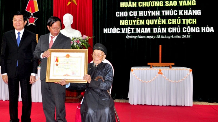 Hay a bhứơp Huỳnh Thúc Kháng