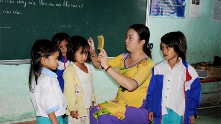 Nam Trà My lâng bh’rợ t’pấh học sinh tước lớp