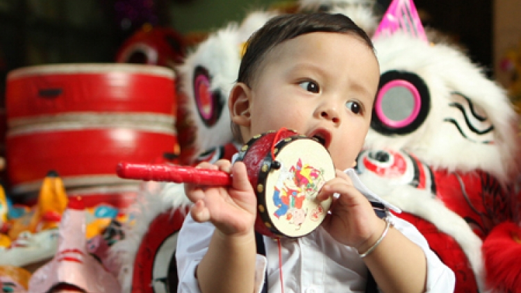 Ma nứih zư đớc r’vai  đoọng ha Tết Trung thu Việt