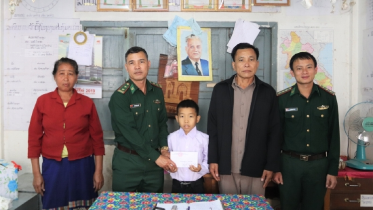 Báo Biên phòng bhrợ têng bh’rợ: Pa dưr bhr’dang a đhi tước ooy trường