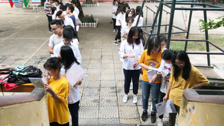 Lấh 288 r’bhâu thí sinh bhr’lậ cr’noọ xét tuyển c’moo 2019