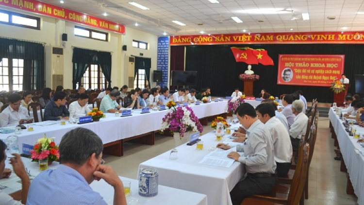 Hội thảo “Lang ma mông lâng bh’rợ t’rnêng cách mạng âng đồng chí Huỳnh Ngọc Huệ”