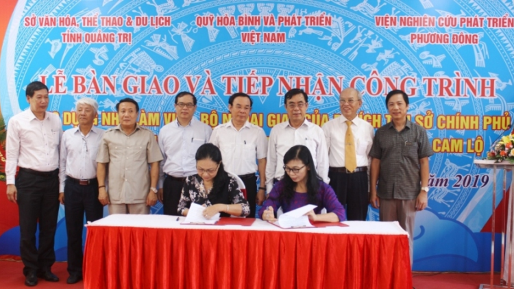 Pa luíh pr’đươi bhrợ pa dưr cớ đong bhrợ bhiệc âng Bộ Ngoại giao đhị tỉnh Quảng Trị