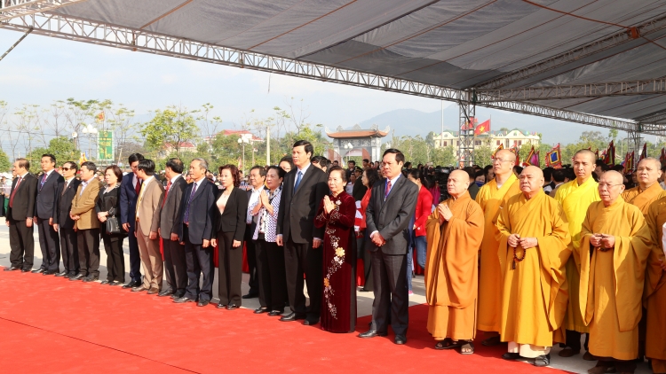 K’bhan cha nắc manuýh pấh bhiệc bhan hân noo ha pruốt Yên Tử 2017