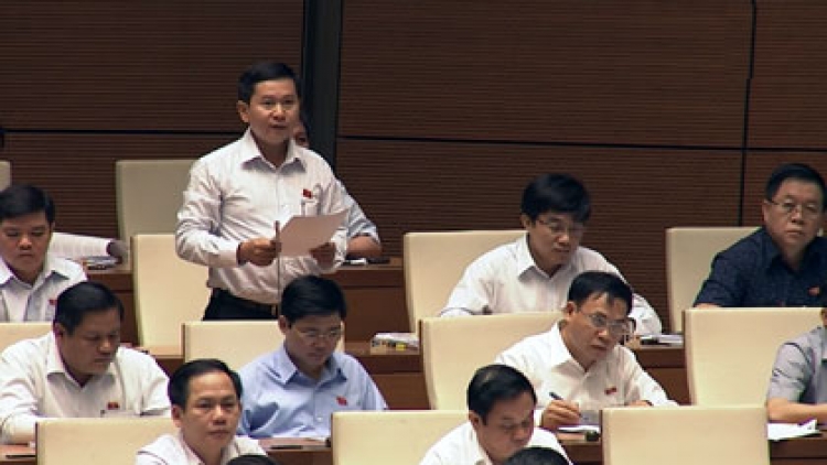 Uỷ ban Pháp luật ch’mêết lêy dự án Luật bhr’lậ, p’xoọng muy bơr rau xa nay âng Luật tố cáo