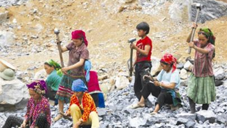Ha ul đharứt nắc rau tu bha lâng bhrợ ha p’niên k’tứi đơớh lướt pa bhrợ