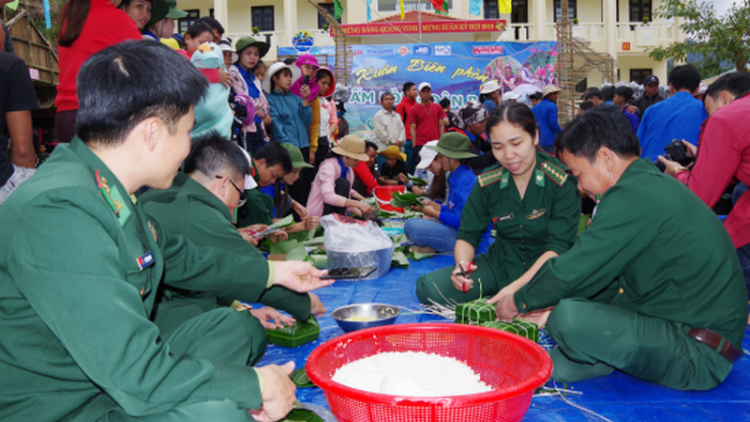 Chr’nắp pr’hay pr’ắt bh’rợ quân đhanuôr cóh zr’lụ c’noong k’tiếc Quảng Nam