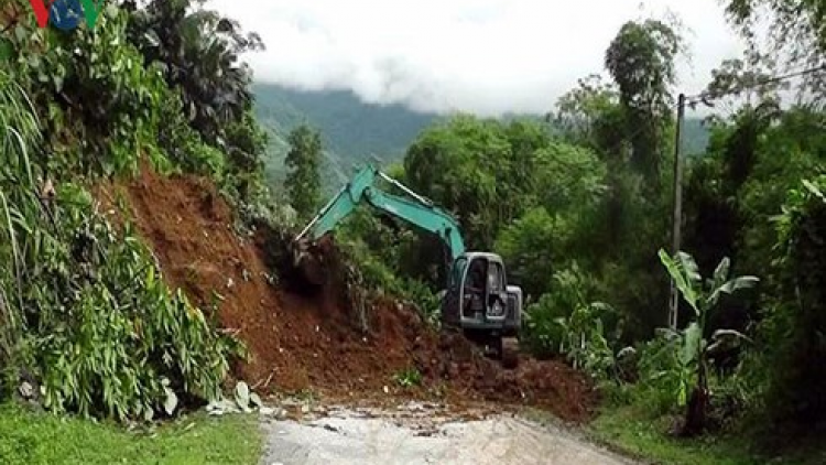 Lấh 13 r’bhâu pr’loỌng đong đhanuôr xoọc ắt mamông vêy đhr’năng crêê túh đơơng p’loọng, hr’lang hr’cấh k’tiếc