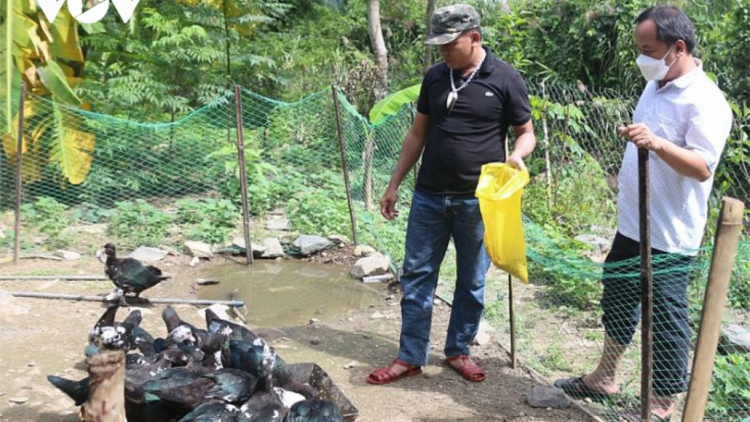 Đợ Đảng viên p’niên bhrợ cha ca van đhị đhăm k’tiêc k’đhap