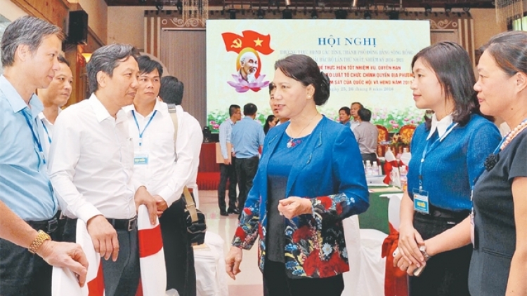 Hội đồng nhân dân choom p’ghít tước bh’rợ xang g’lúh ch’mêệt lêy
