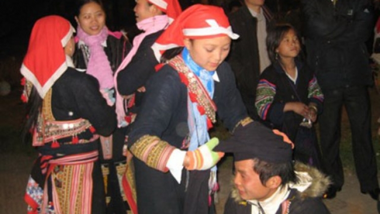 Lầy tzình phát sinh ìu miền vả thứ 7 hnoi 28/11/2015