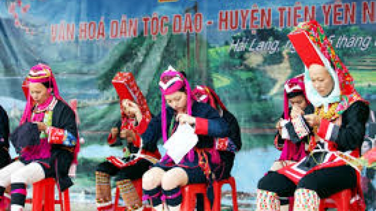 Coz phính miền Việt Nam nhây lầy tzình páo dung thứ 3 hoi 8/12/2015