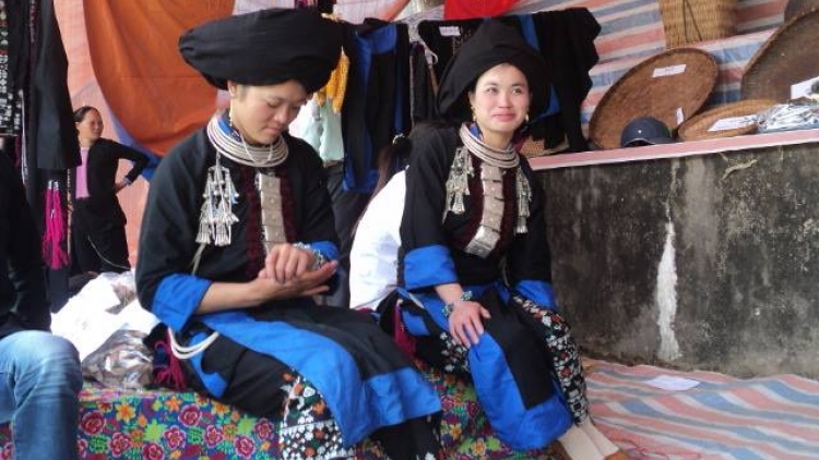 Lầy tzinh phát sinh ìu mien vả thứ 4 hnoi 12/3/2015