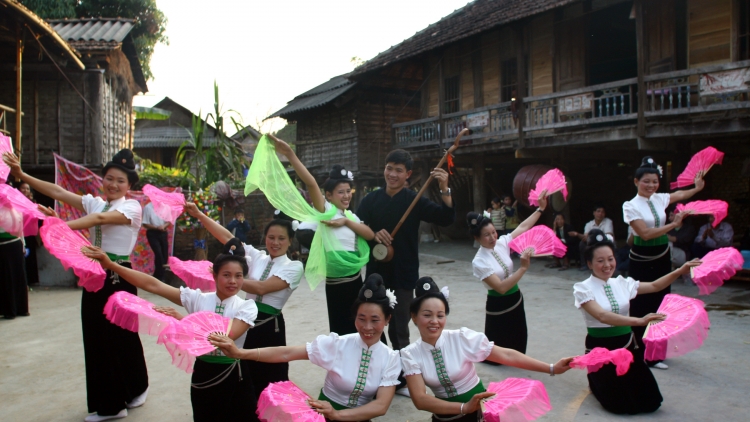 Lầy tzình páo dung chủ nhật hoi 29/3/2015