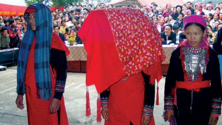 Lầy tzình phát sinh ừu miền vả thứ 3 hoi 21/7/2015