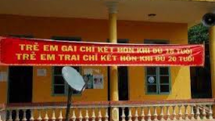 Luật hít huân chà tình