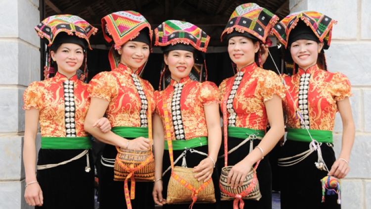 Lầy tzình thzáng ca páo dung chủ nhật hoi 18/6/2017