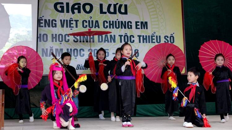 Lầy tzình thzáng ca páo dung chủ nhật hoi 4/6/2017