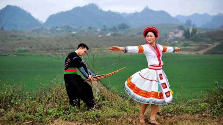 Coz phính miền Việt Nam nhây lầy tzình páo dung thứ 6 hoi 9/3/2018