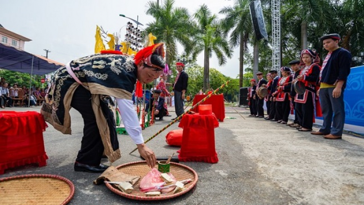 Lầy tzình khzáng ca páo dung chủ nhật, hnoi 02/9/2018