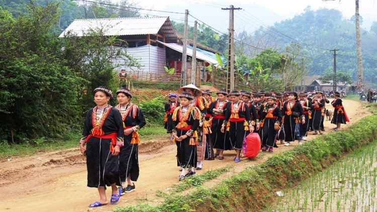 Lầy tzình phát sinh ìu miền vả thứ 5 hoi 29/3/2018