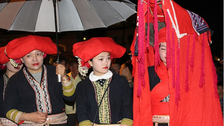 Lầy tzình thzáng ca chủ nhật hoi 5/8/2018