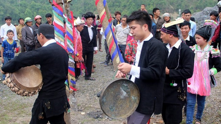 Lầy tzình phát sinh ìu miền vả thứ 5 hoi 25/10/2018